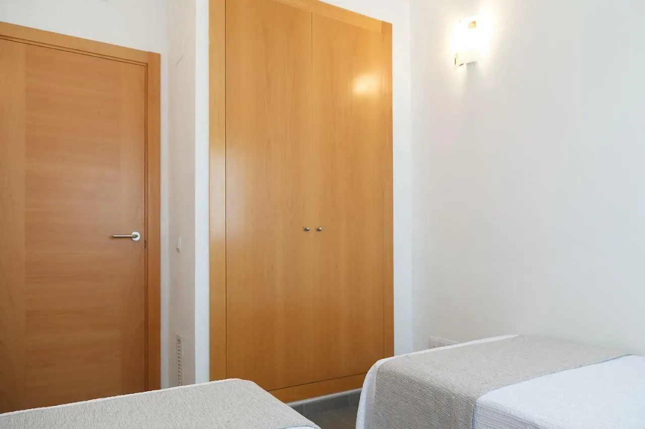 Uhc Esquirol Apartments Cambrils