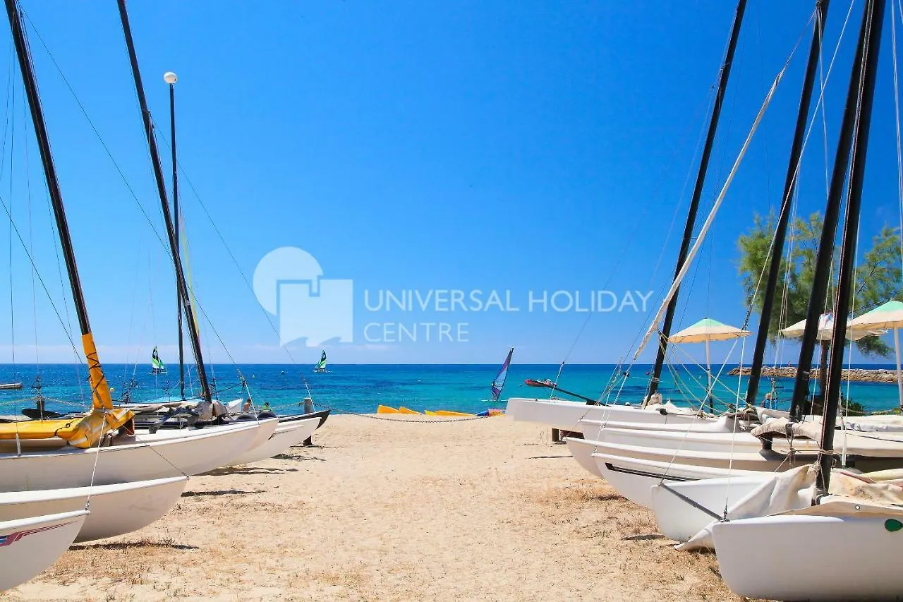 Uhc Esquirol Apartments Cambrils